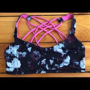 Lululemon sports bra